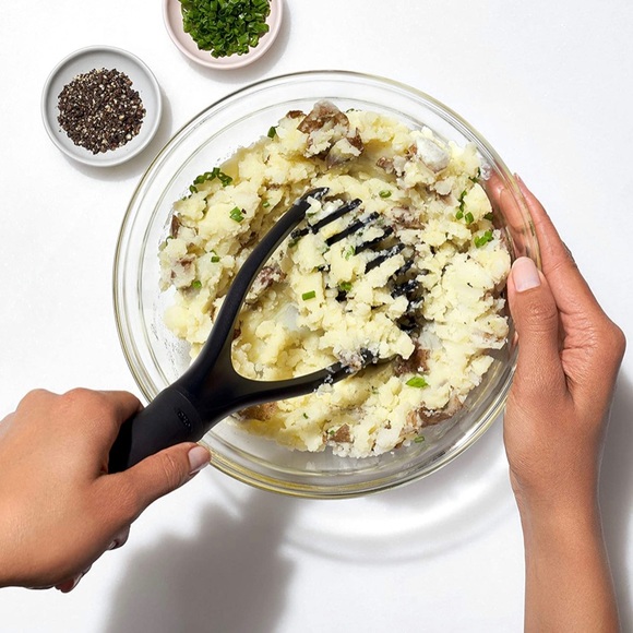 Nylon Potato Masher - Picture 1 of 7